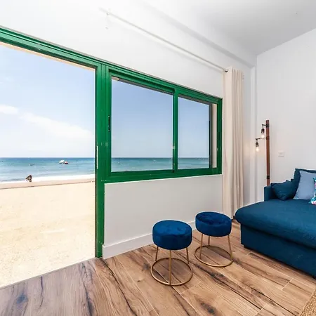 Luxury Sea Front V Apartament