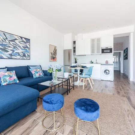 Luxury Sea Front V *